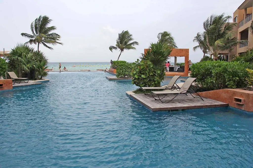 Oceanfront El Faro Surf 302 Apartment Playa del Carmen