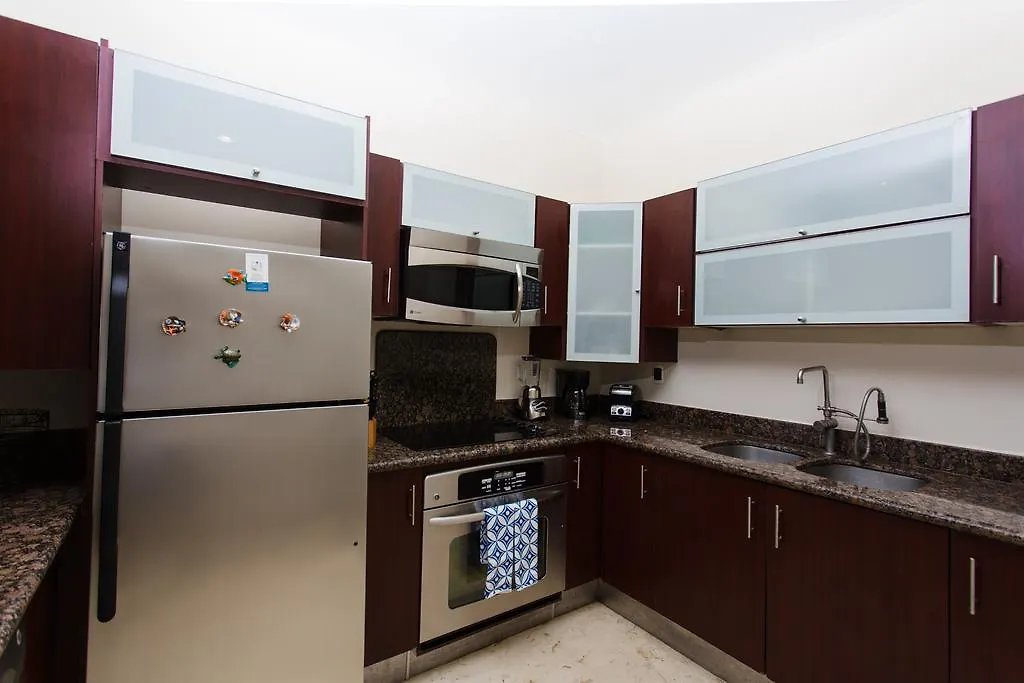 Oceanfront El Faro Surf 302 Apartment Playa del Carmen