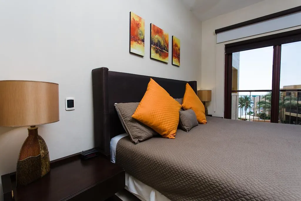 Oceanfront El Faro Surf 302 Apartment Playa del Carmen